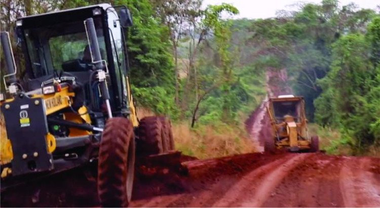 | RACHADINHA RURAL? |Produtores rurais alegam ter pagado a um servidor público dinheiro pelo patrolamento de estrada